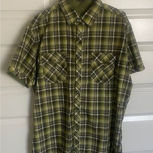 Kuhl Pearl Snap Short Sleeve Size Large